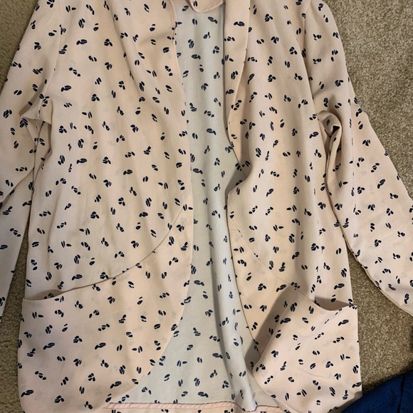 Bundle of women’s blazers open to offers - Picture 2 of 9